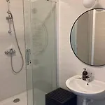 Utulny A Moderny Atelier S Terasou Apartman Pozsony