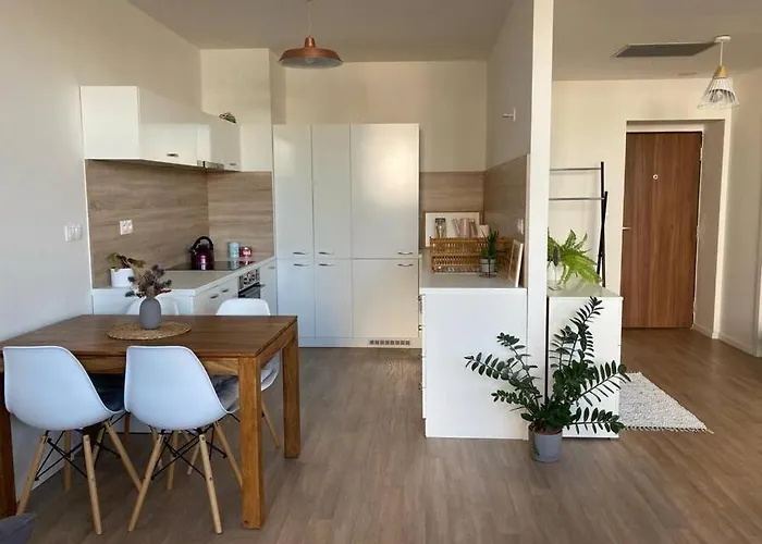 Utulny A Moderny Atelier S Terasou *