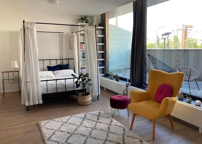 Utulny A Moderny Atelier S Terasou * Bratislava